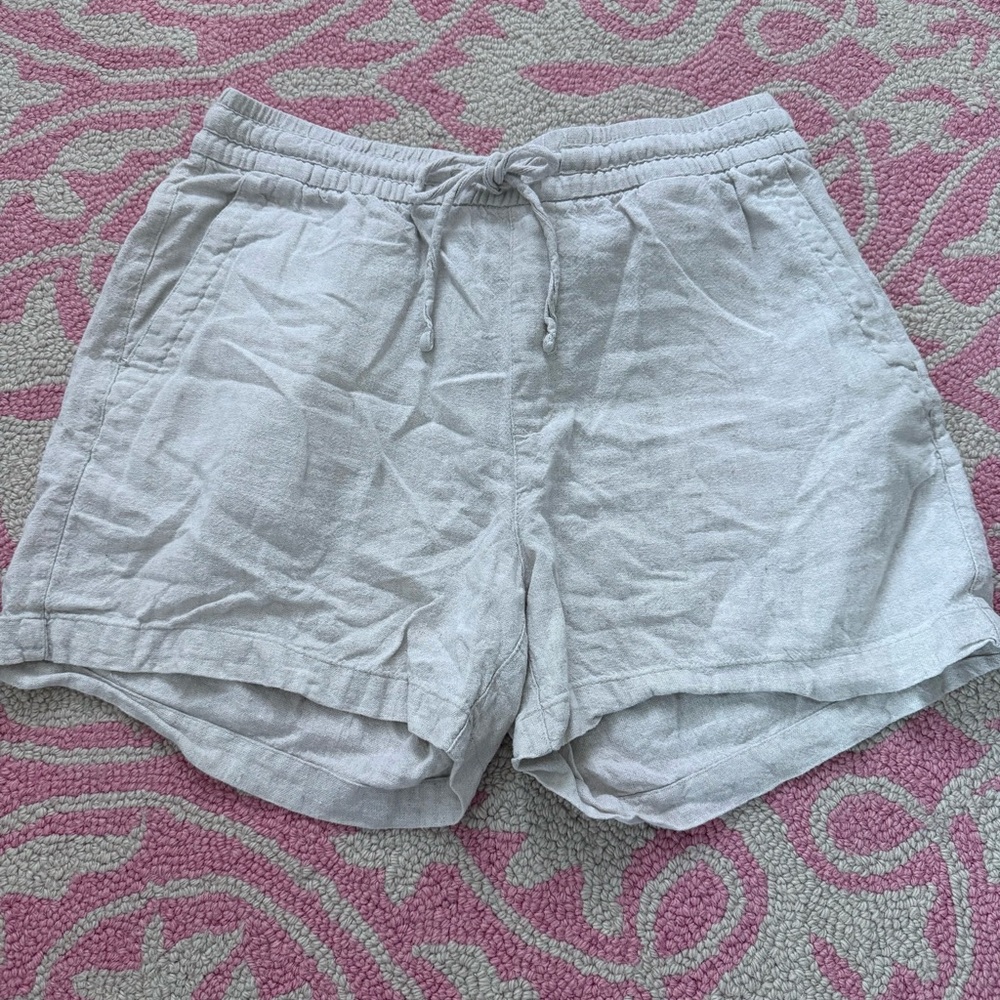 Old Navy Women's Athletic Shorts - Light Gray